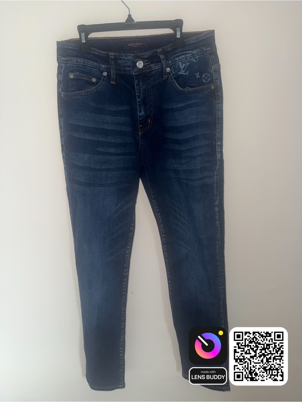 Men's Dark Blue Denim Jeans with Subtle Logo Detail